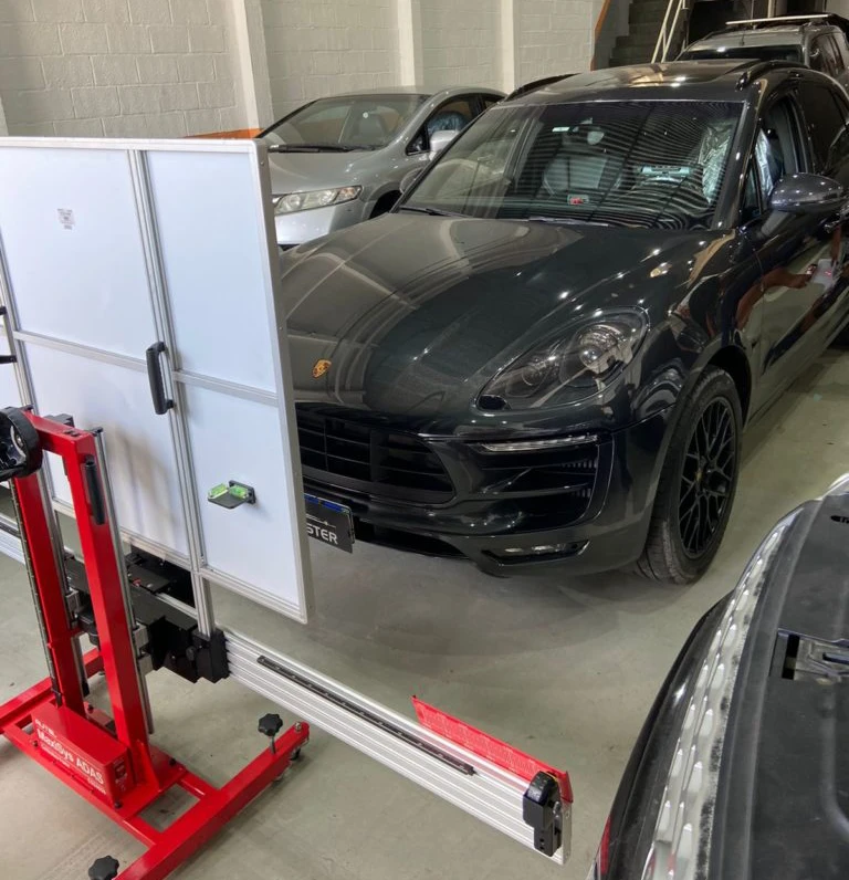 ADAS (sistema de assistência ao condutor)